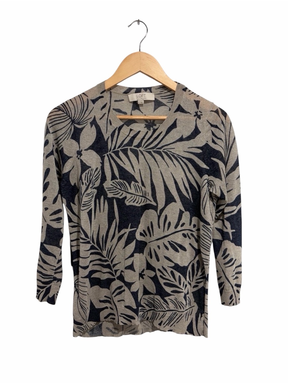 LOFT Women’s Palm Leaf Print Lightweight Sweater Tan and Navy Italian Yarn